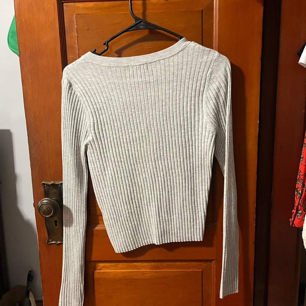 Leith Light Gray Ribbed Button-Up Top - Picture 2 of 3